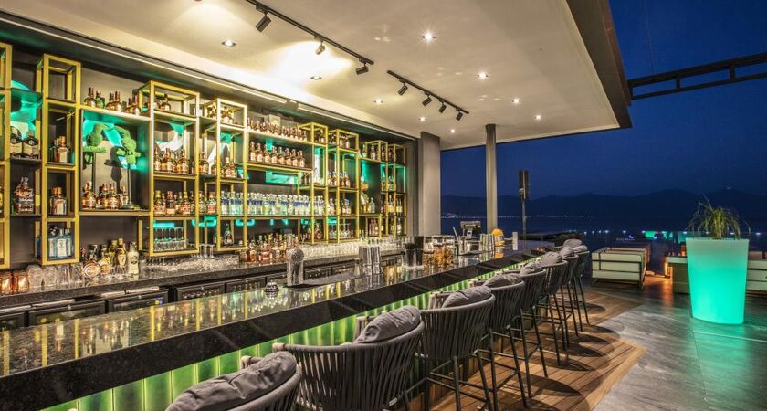 Unique LifeStyle Hotels