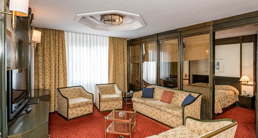 İstanbul Royal Hotel