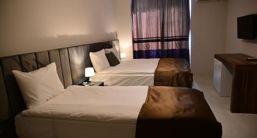 Privado Hotels
