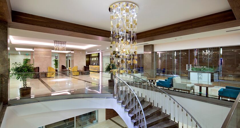 Ramada Resort  By Wyndam Kuşadası& Golf
