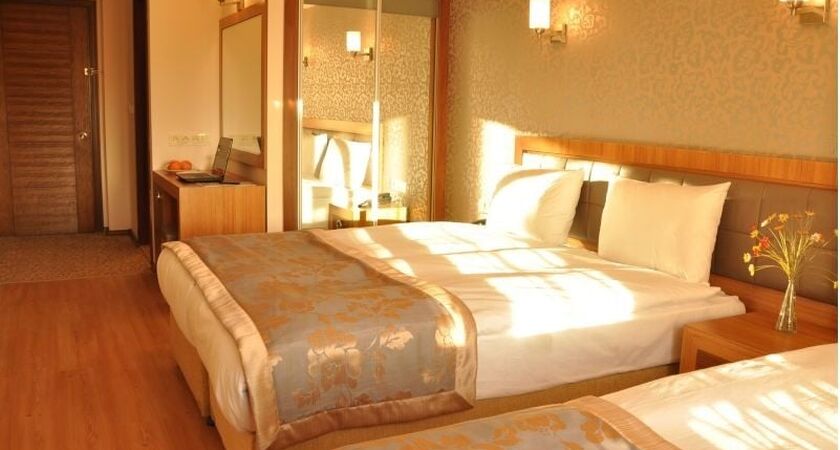 Anzac Grand Hotel