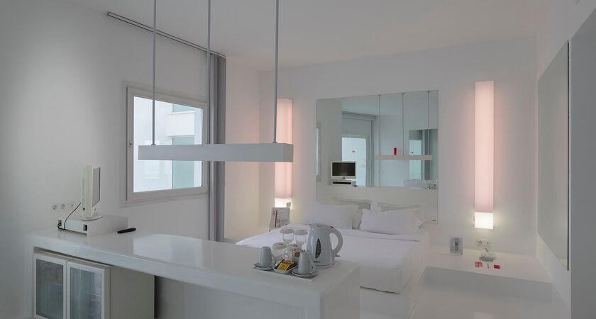 Sunis Hotel Su