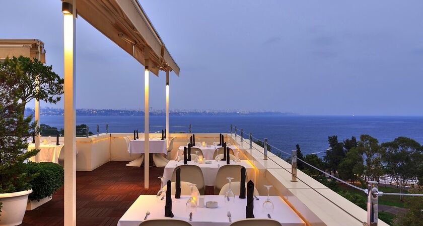 Sunis Hotel Su