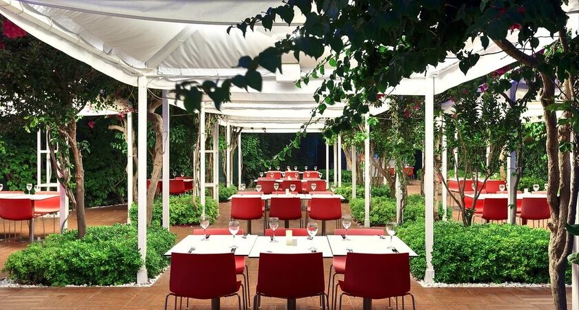 Sunis Hotel Su