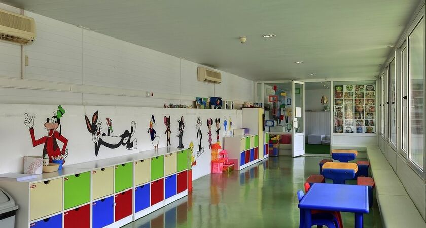 Sunis Hotel Su
