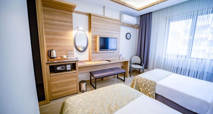 Aksular Hotel