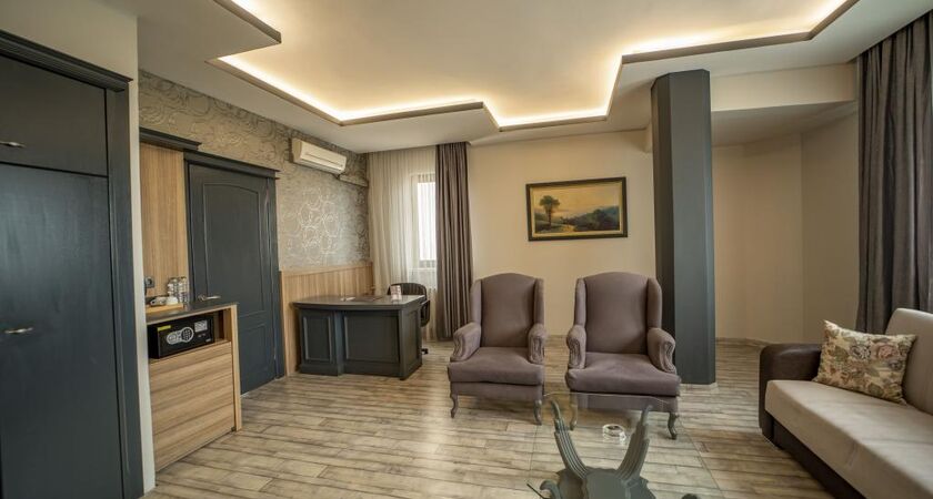 Aksular Hotel