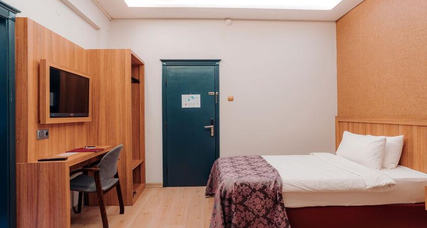 Aksular Hotel