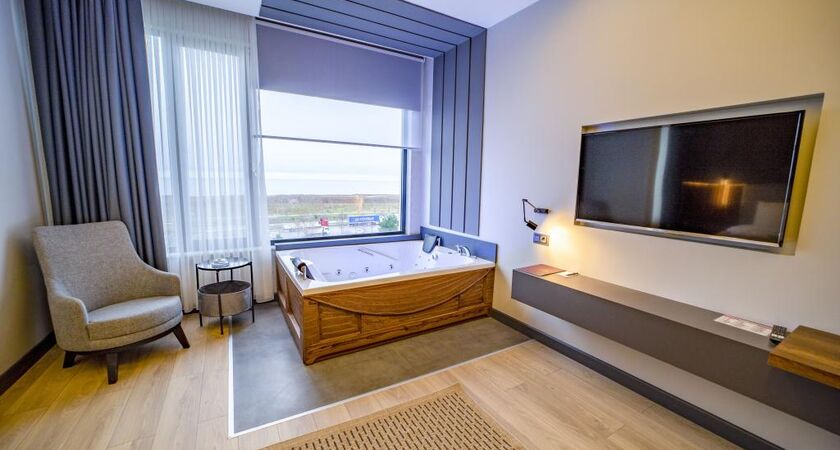 Aksular Hotel