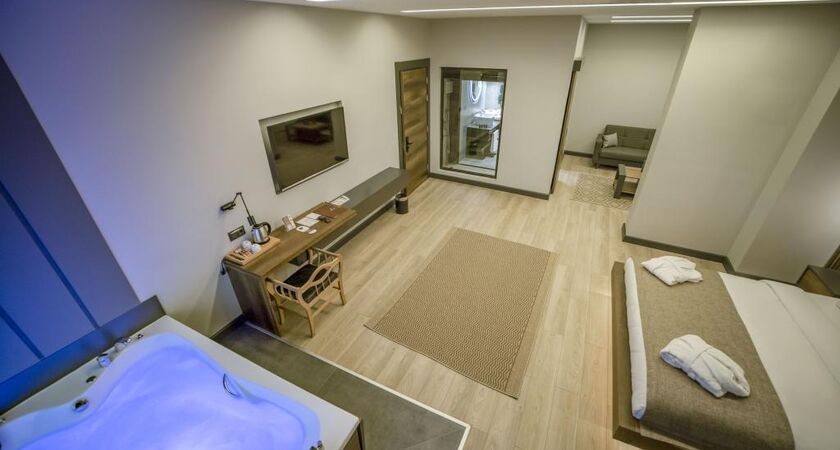 Aksular Hotel