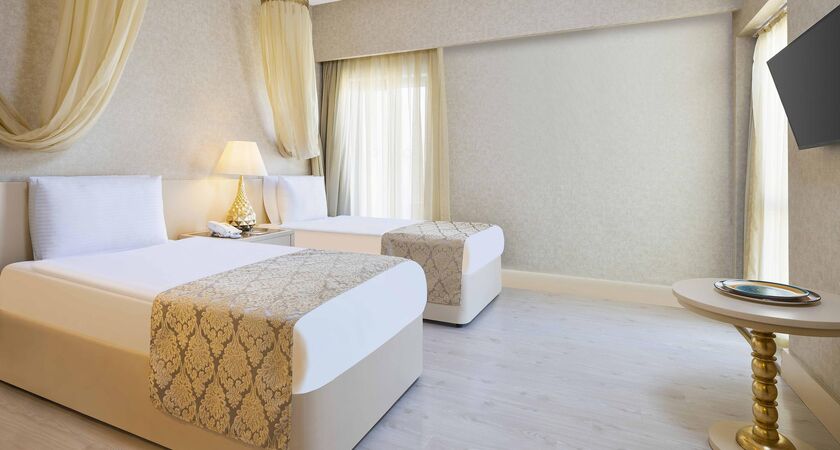 Spice Hotel & SPA