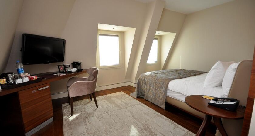 Levni HOTEL