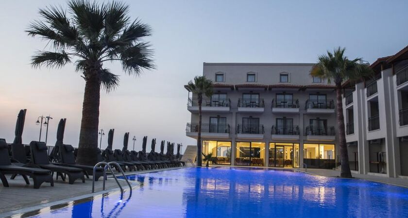 Neopol Hotel Deluxe Kuşadası