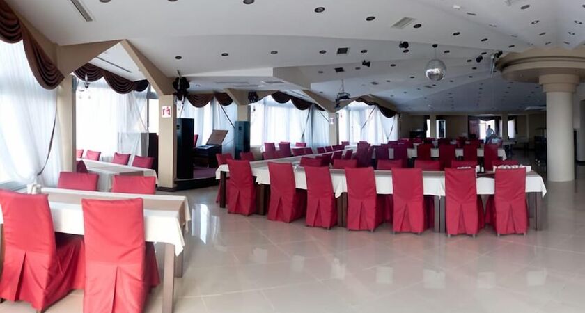 Grand Ahos Hotel & Spa