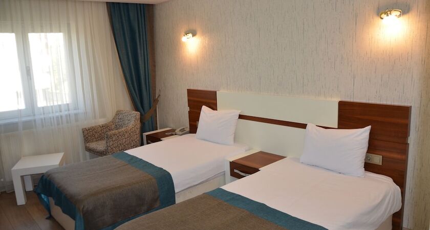 Grand Ahos Hotel & Spa