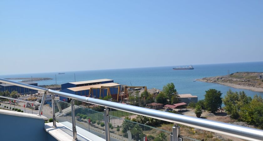 Grand Ahos Hotel & Spa
