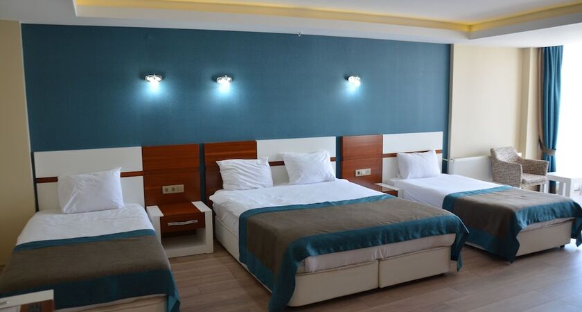 Grand Ahos Hotel & Spa