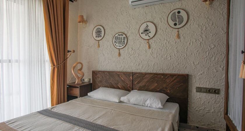 Glenn Hotel Beach