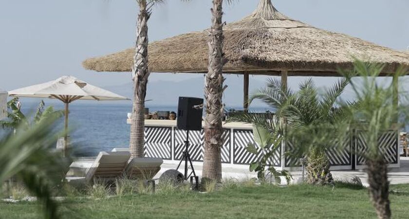 Glenn Hotel Beach