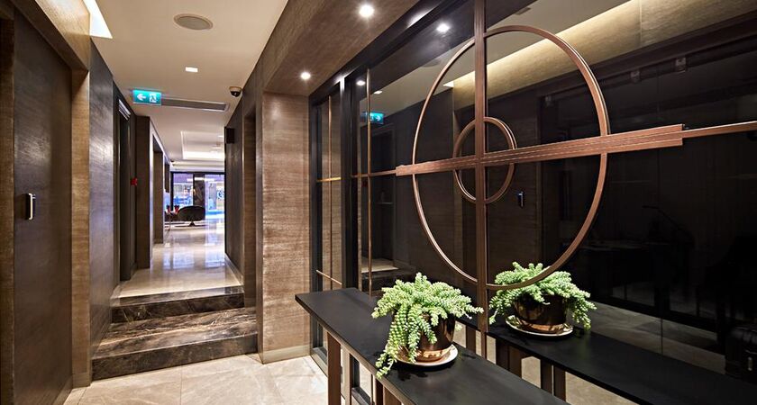 HOTEL ZEYBEK