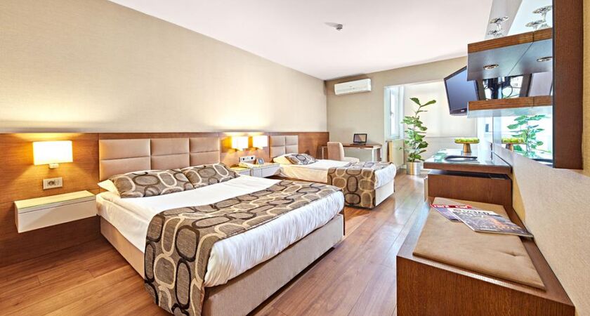 HOTEL ZEYBEK