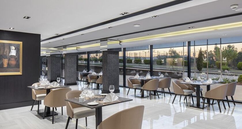Radisson Hotel İzmir Aliağa