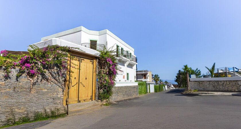 Salinas Beach Resort