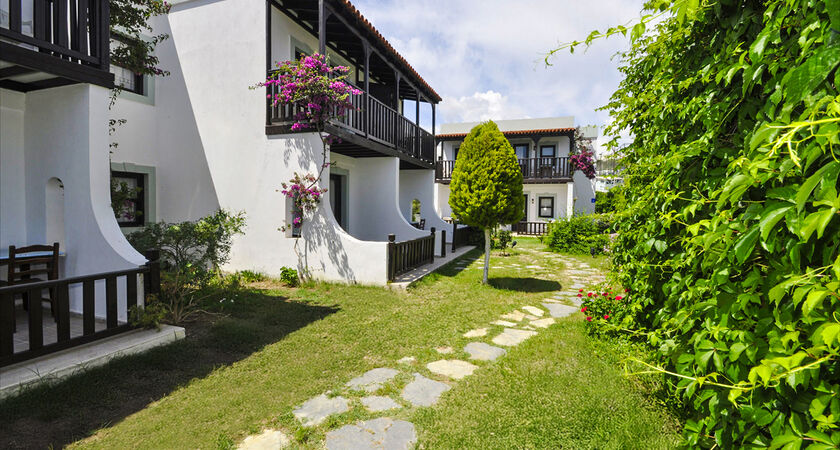 Salinas Beach Resort