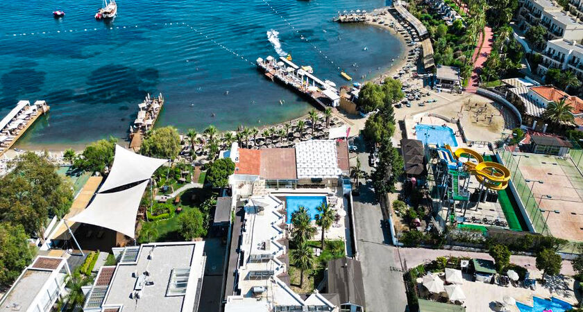 Salinas Beach Resort