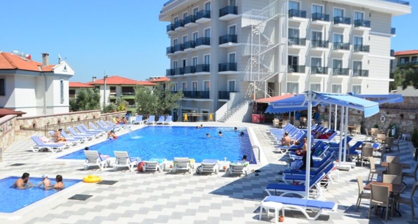 Elisa Hotel