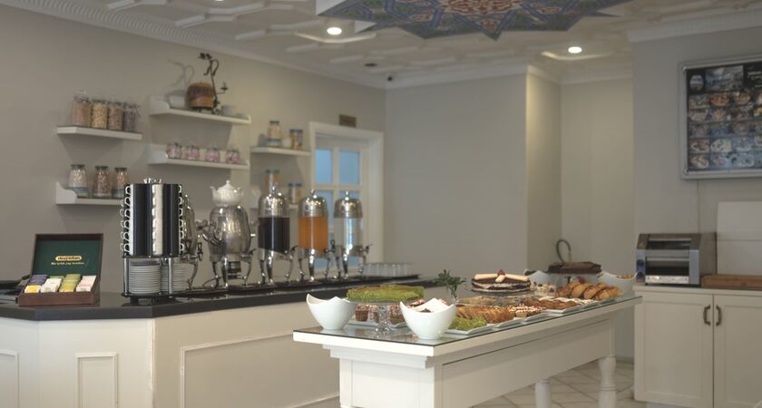 Avicenna Hotel
