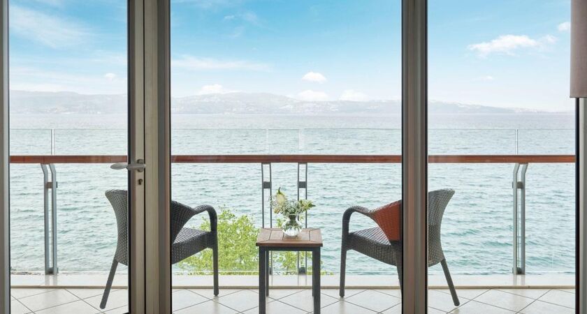 Richmond Nua Wellness Spa