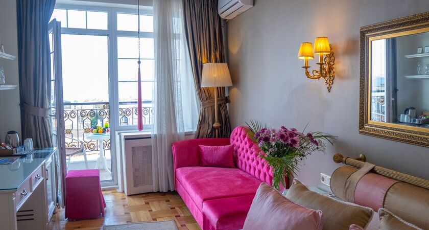 Avicenna Hotel