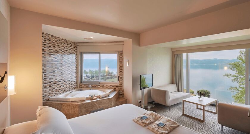 Richmond Nua Wellness Spa