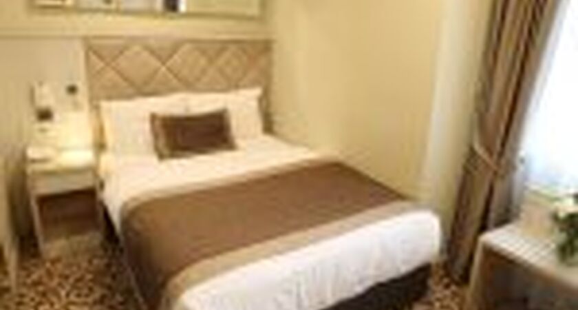 Alpinn Hotel