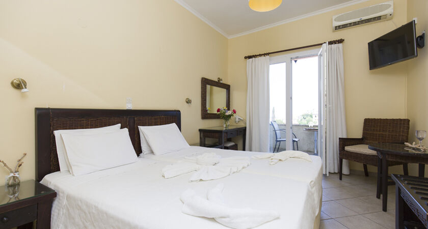 Virginia Hotel Samos