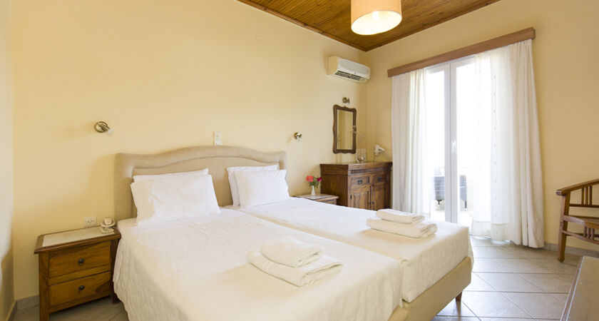 Virginia Hotel Samos