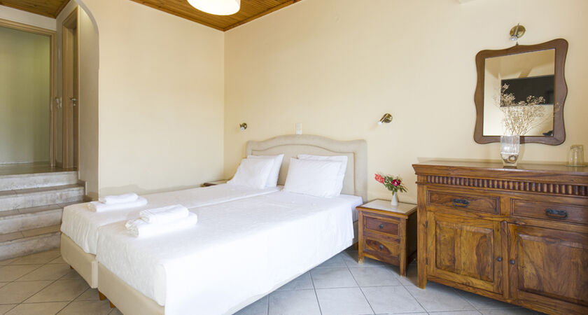 Virginia Hotel Samos