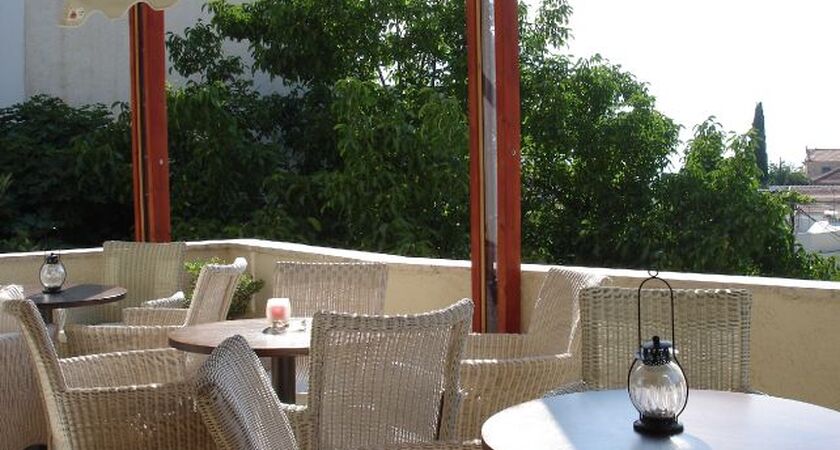 Virginia Hotel Samos