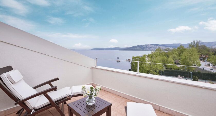 Richmond Nua Wellness Spa