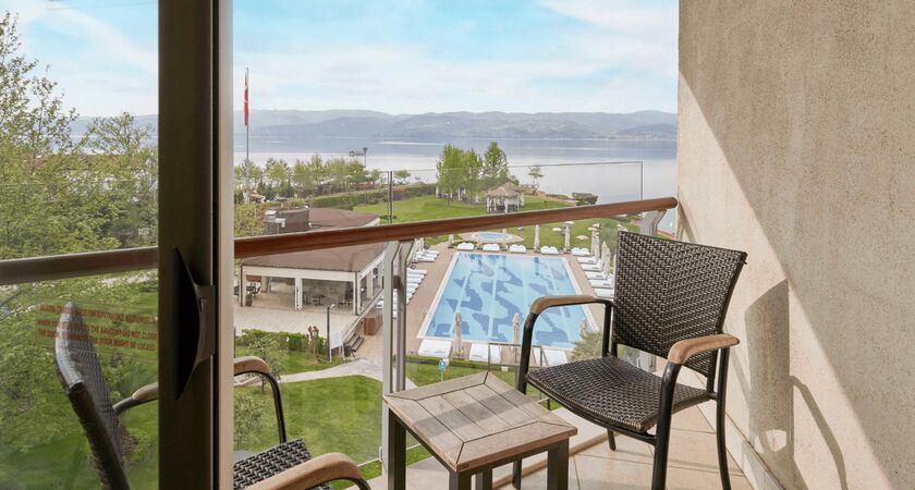 Richmond Nua Wellness Spa