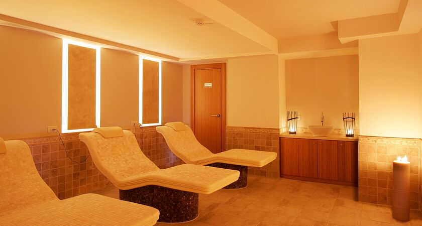 Richmond Nua Wellness Spa