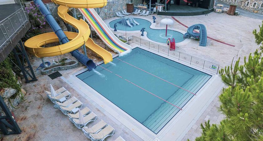 Ladonia Hotels Adakule