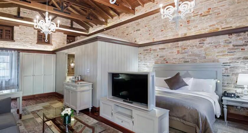 DoubleTree By Hilton Kuşadası