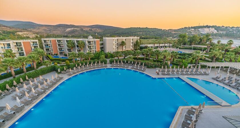 Palm Wimgs Ephesus Beach Resort