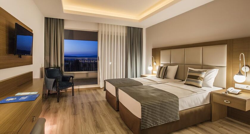 Palm Wimgs Ephesus Beach Resort