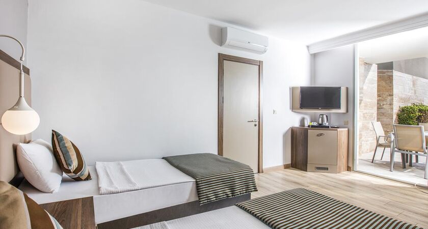 Palm Wimgs Ephesus Beach Resort