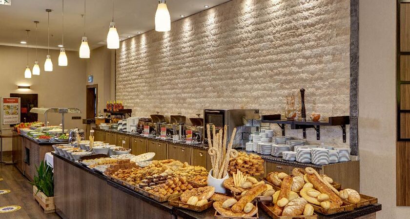 Ramada Plaza By Wyndham İzmir