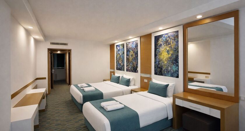 Ladonia Hotels Adakule