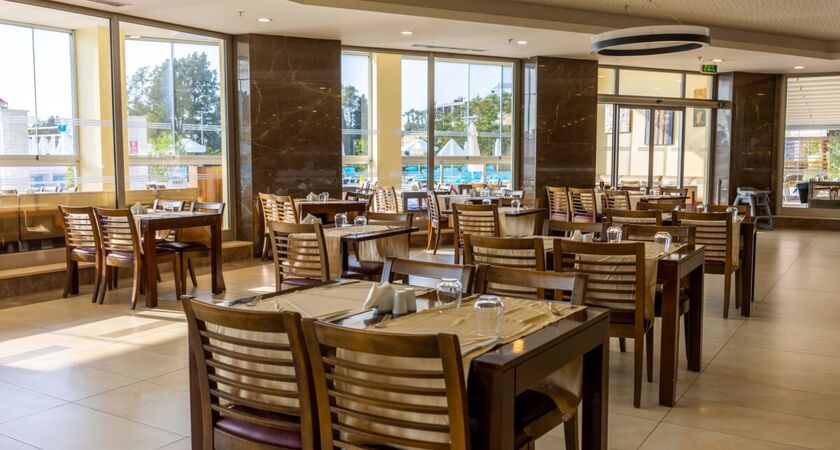 Ramada Resort  By Wyndam Kuşadası& Golf